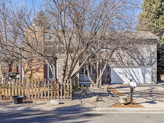 3rd image of 805 W Peakview Circle