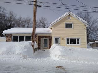 451 Princeton Dr, Gwinn, MI 49841