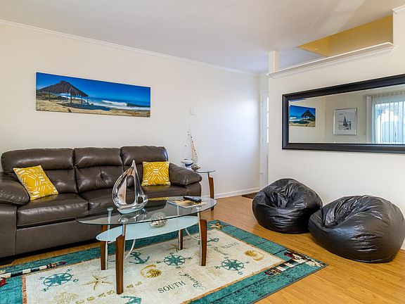 2nd image of 3977 Honeycutt St #2