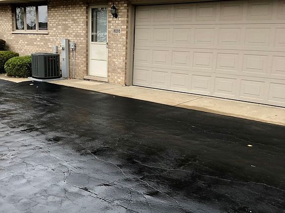 2nd image of 18203 Lynn Dr #108