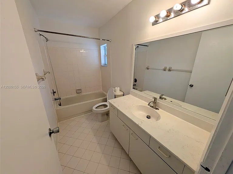15320 NW 6th Ct — Photo 17