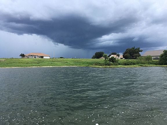 4th image of 542 Sunset Pointe Dr