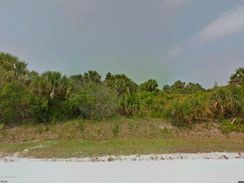 2nd image of 5000 Fishtail Palm Ave