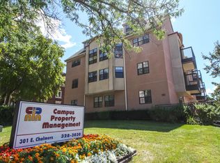 301 Chalmers St, Champaign, IL 61820