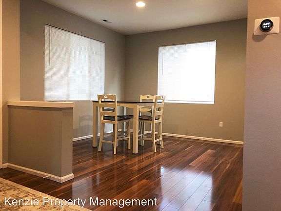 4th image of 6012 Balustrade Blvd SE