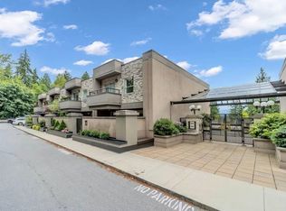 1500 Ostler Ct #207, North Vancouver, BC V7G2S2