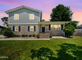 4913 Pleasant Oaks Dr, Wilmington, NC 28412