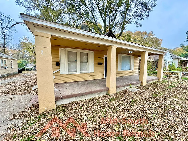 3592 Vivia Ave — Photo 3