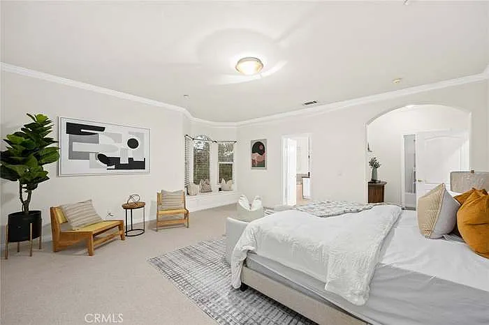 39 Fano St #A — Photo 9