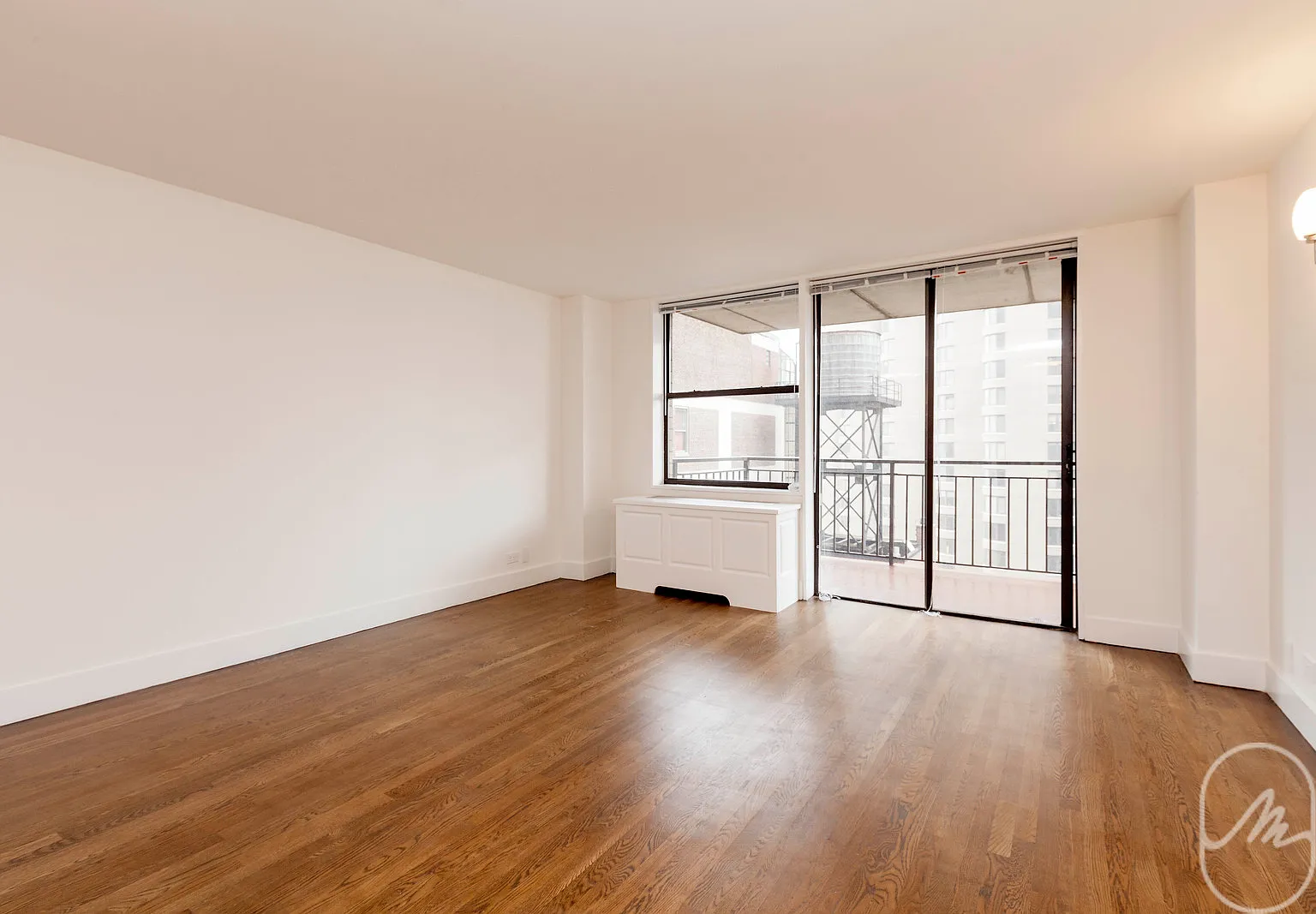 330 East 39th Street — Photo 2