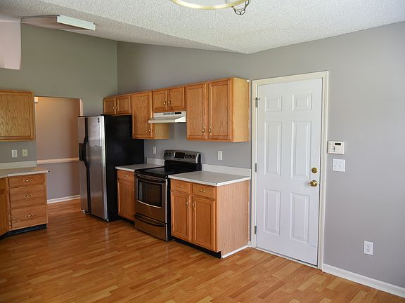 4th image of 7523 Eben Dr