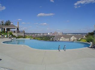 628 Riversbreeze Dr, Ludlow, KY 41016