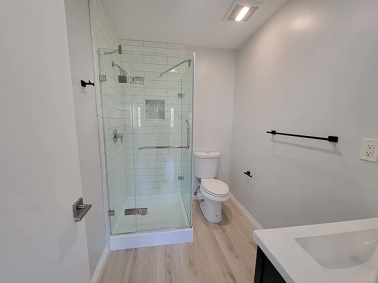 3724 Portofino Way — Photo 29