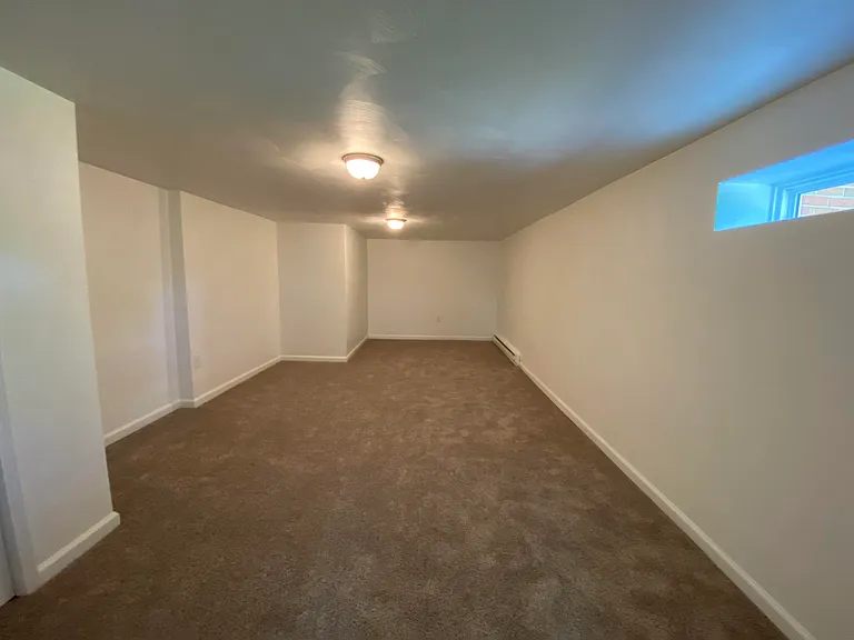 603 Strand Rd NE — Photo 5