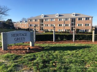 68 Fernview Ave APT 2, North Andover, MA 01845