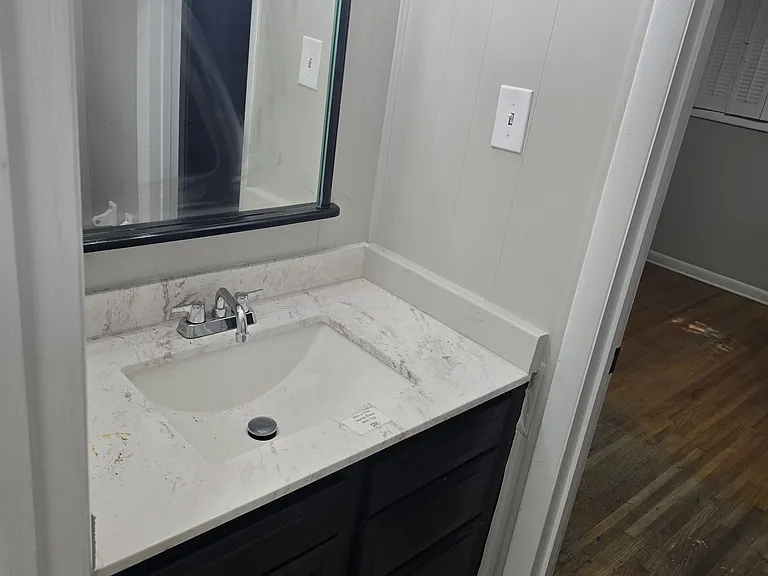 1102 Shoreham Dr — Photo 9