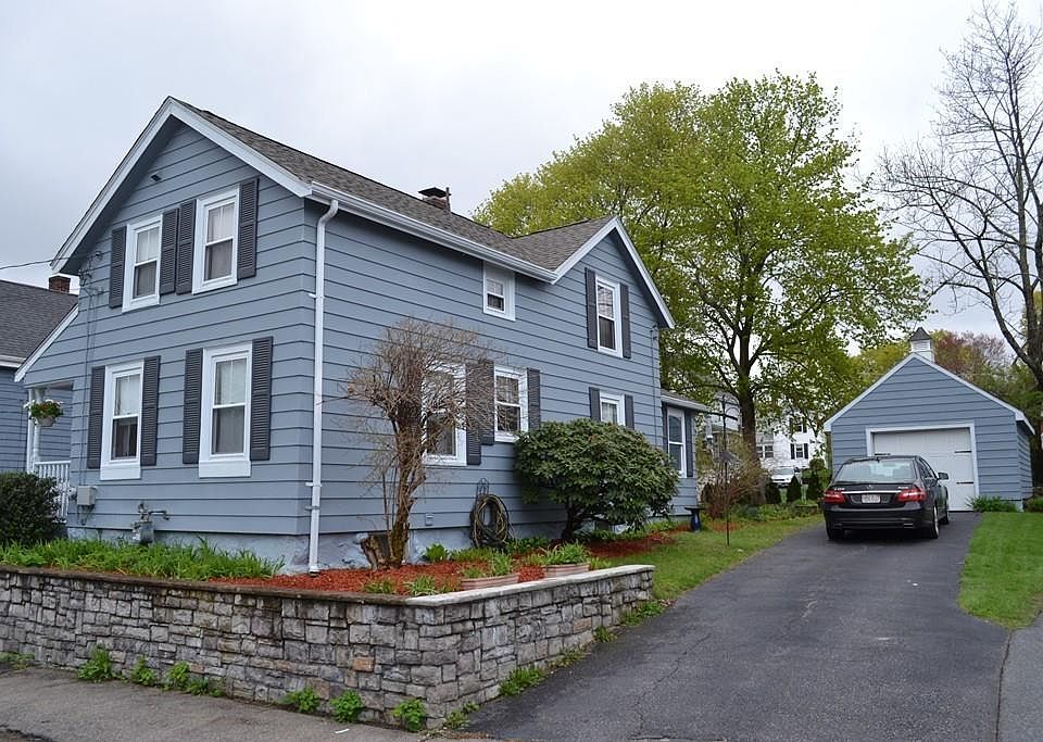 1st image of 24 Lydon St