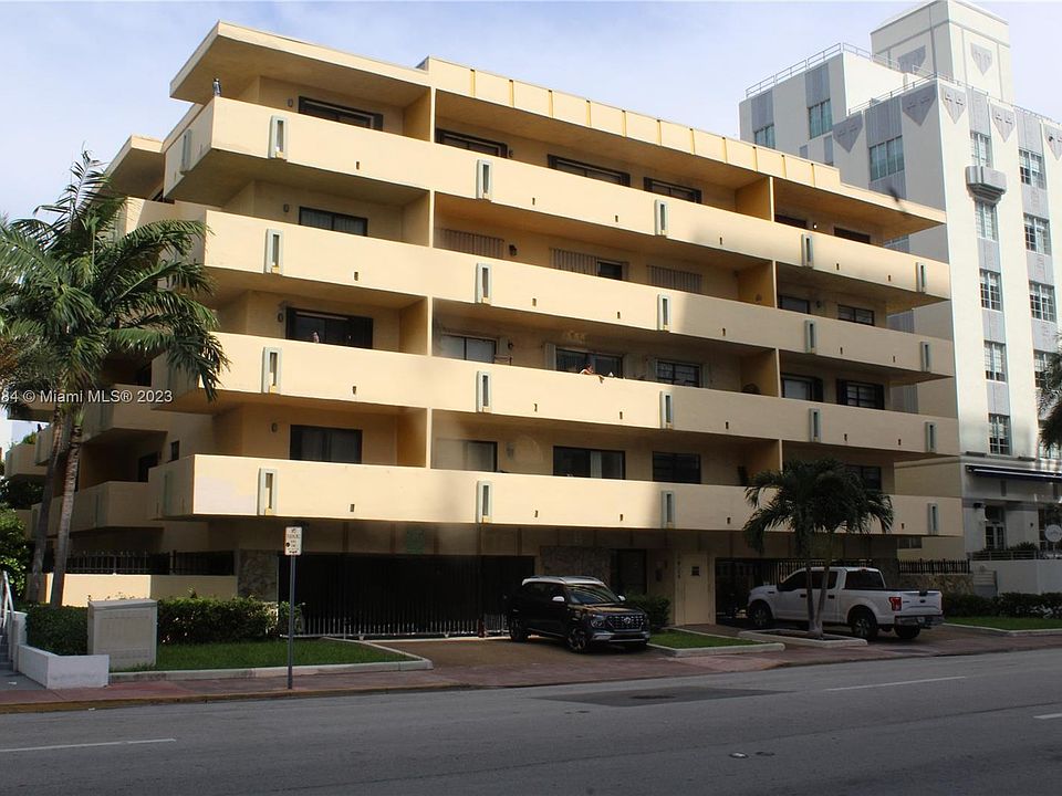 1st image of 2924 Collins Ave APT 303