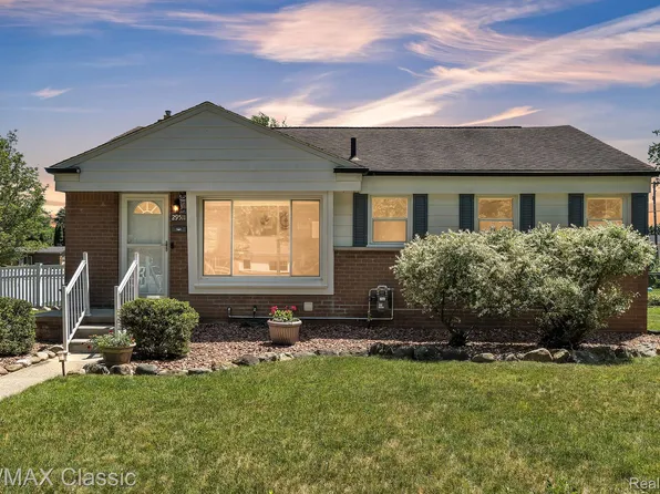 29511 Grandon St, Livonia, MI 48150