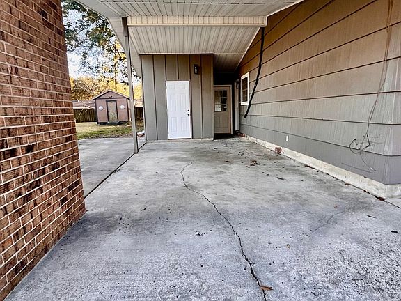 3rd image of 2304 Tucker Ave