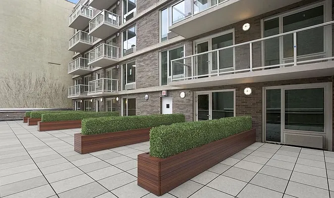 Rented by Corcoran | media 18