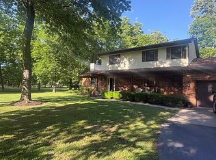 11616 Sherry Lynn Dr, Carbondale, IL 62901