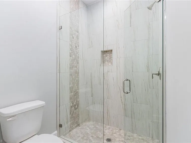 2601 Diplomat Pkwy W — Photo 15