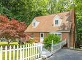 127 Belvedere Rd, Beacon, NY 12508
