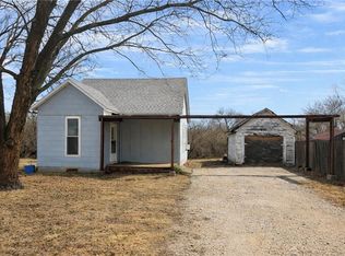 3785 County Road 4060, Independence, KS 67301