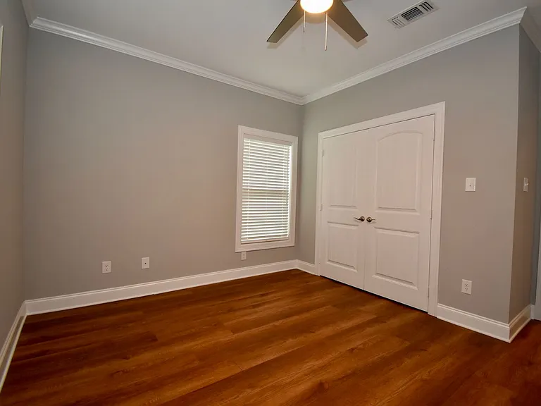 112 Haley Ln — Photo 21