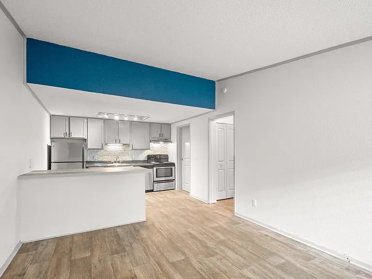 Retreat at Indian Lake - Living Room & Kitchen