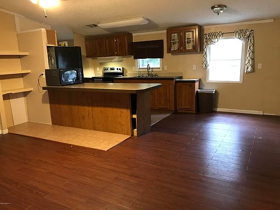 4th image of 5701 Chippewa Ave