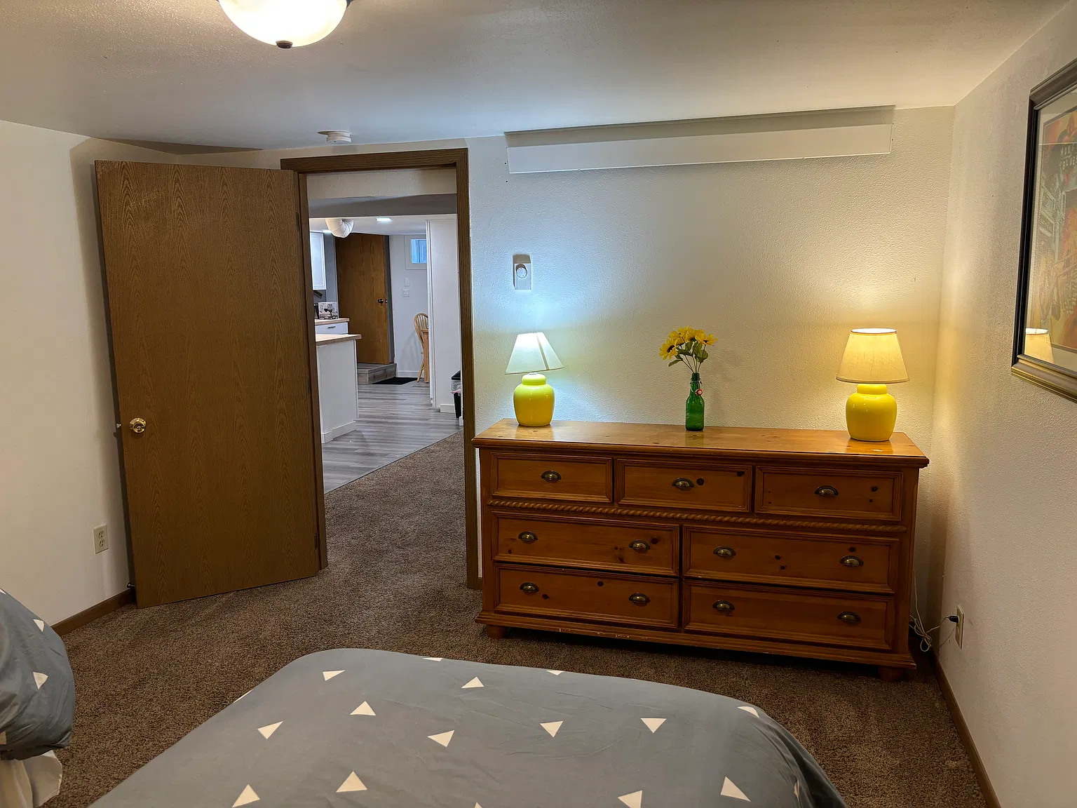 2 bed, 1180 sqft, $1,200 — Photo 4