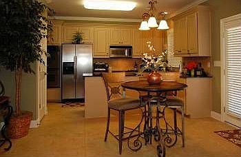 4th image of 9713 Farnham Dr