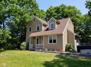 15 Arland Dr, Southbridge, MA 01550