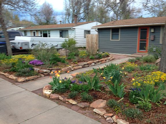 2nd image of 704 S Longmont Ave