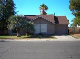 5220 N 74th Dr, Glendale, AZ 85303