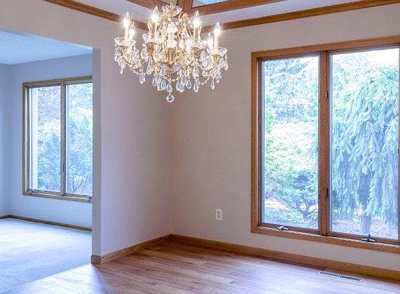 5th image of 1593 Estate Ct