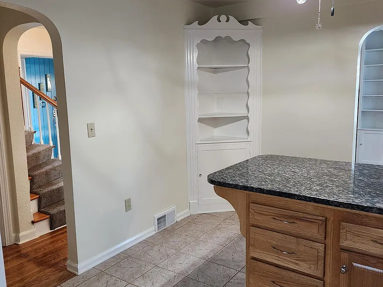 7 Bungalow Bay Blvd — Photo 8