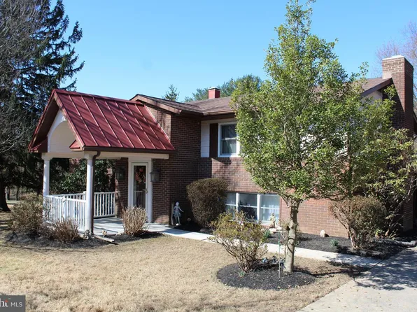 4402 Klee Ct, Sykesville, MD 21784