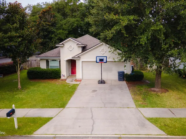5558 W HUCKLEBERRY Trail W, Macclenny, FL 32063