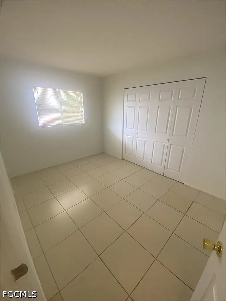 2 bed, 1.5 bath, 980 sqft, $1,200 — Photo 4