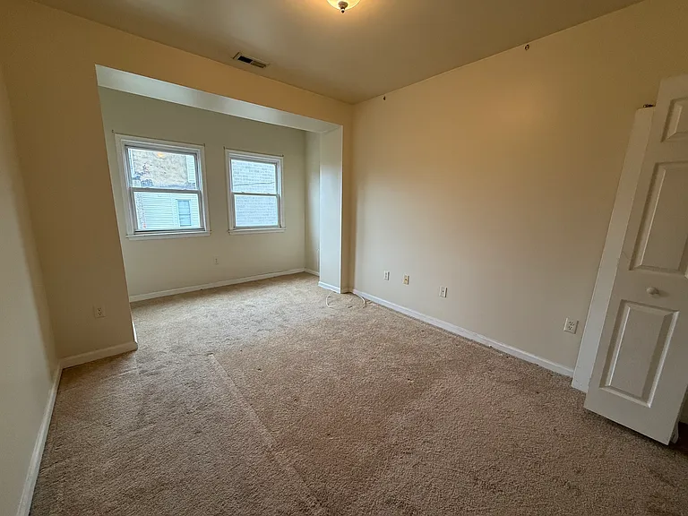 906 Whitelock St #2 — Photo 8