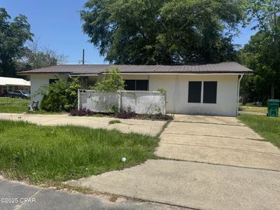 689 Deermont Cir, Chipley, FL, 32428