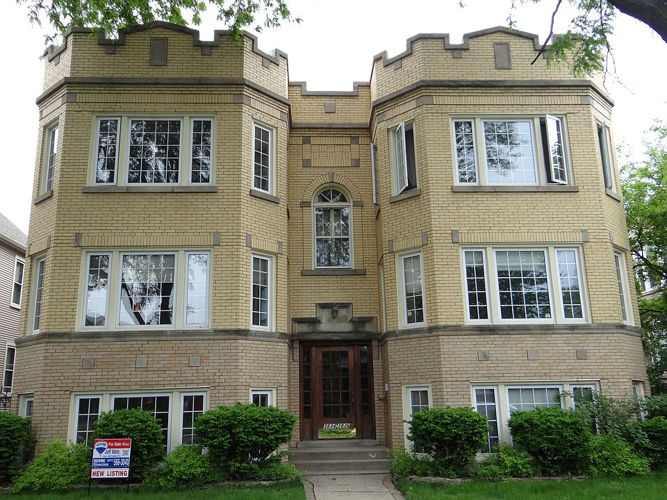 1st image of 3834 N Richmond St #36