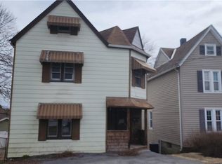 63 Capron St, Walden, NY 12586