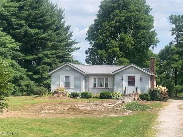 209 N State Line Rd, Greenville, PA 16125