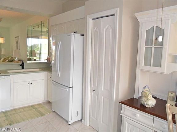 4th image of 9400 Highland Woods Blvd Unit 5305
