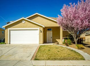 245 Black Hat Ave SW, Los Lunas, NM 87031