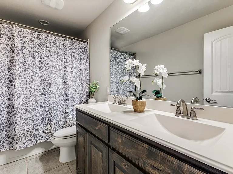 3625 Middleton St — Photo 19